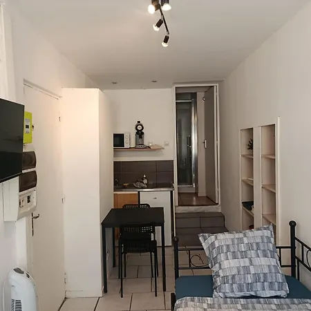 Budgetbnb 180 Centre Toulon